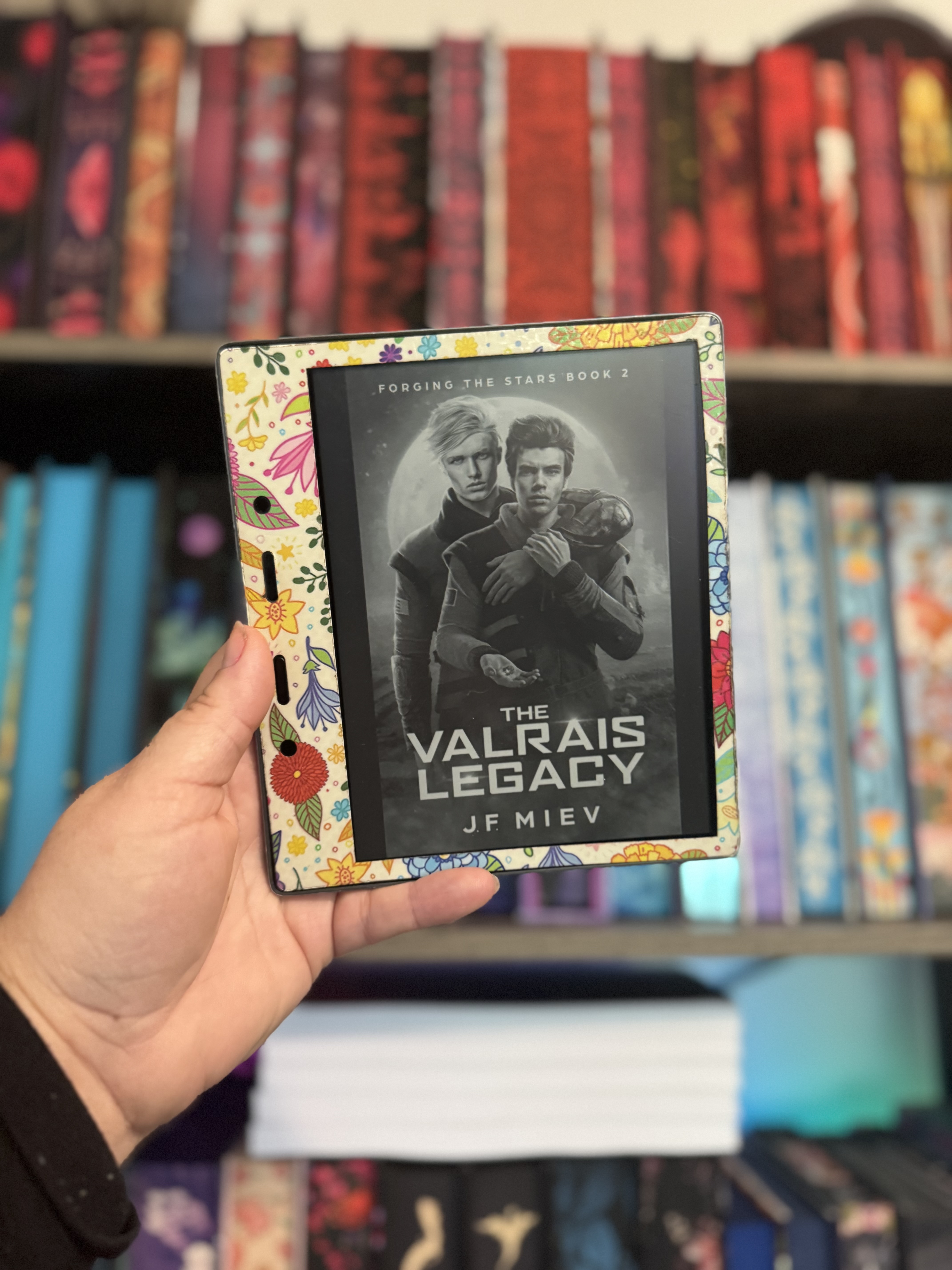 REVIEW – Chasing Howe & The Valrais Legacy